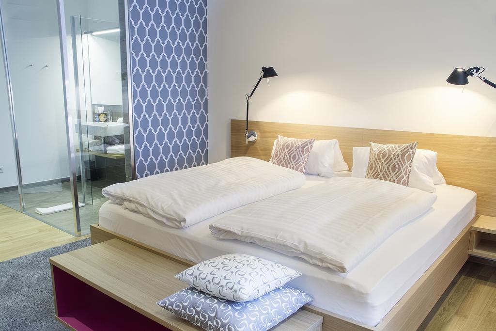 Landhotel & Restaurant Walsers Efringen-Kirchen Δωμάτιο φωτογραφία